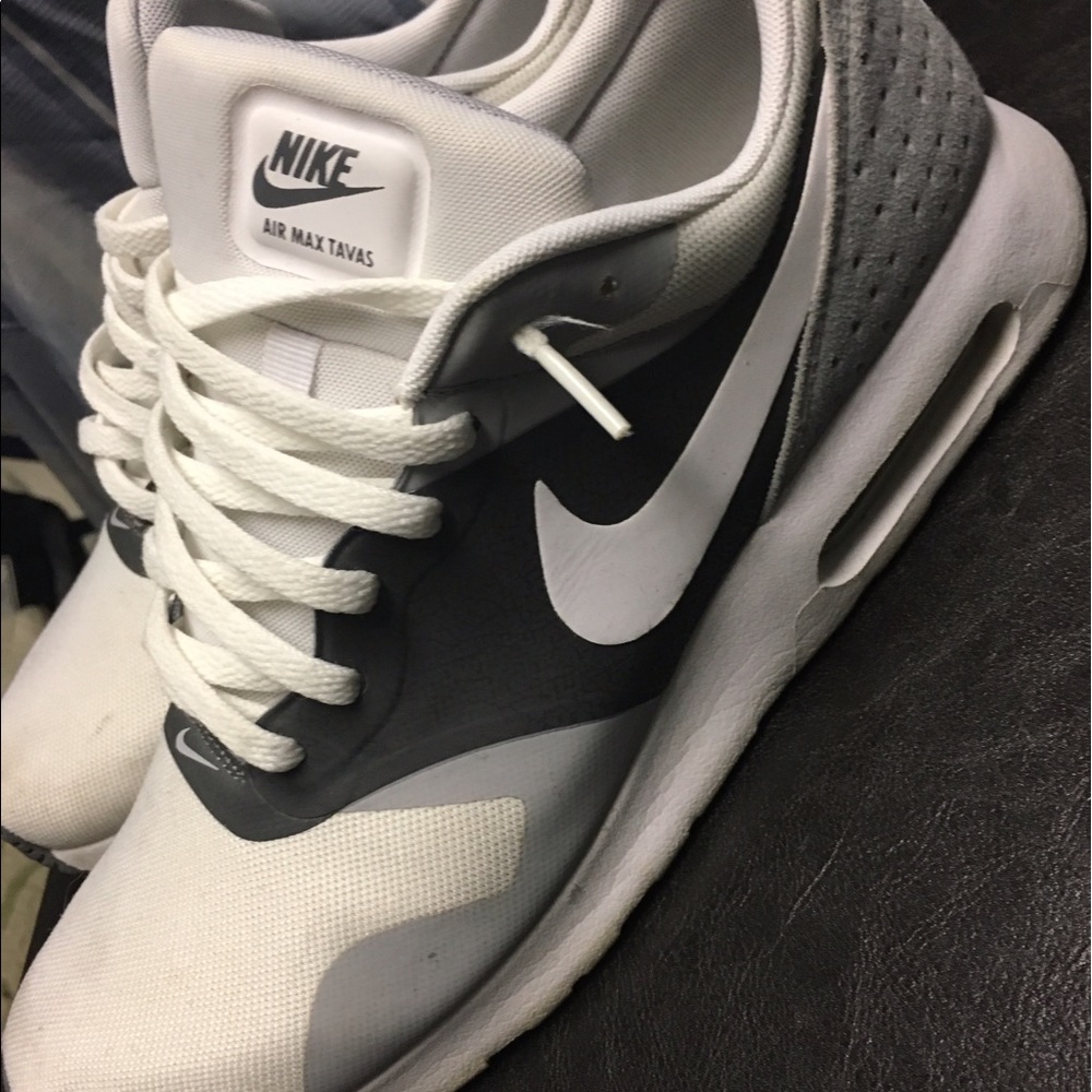 Nike Air Tavas