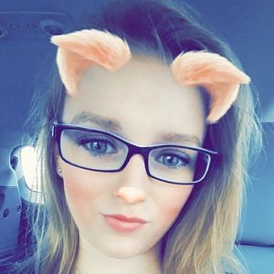 Meet your Posher, Candace