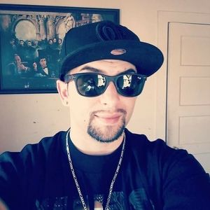 Meet your Posher, Sam