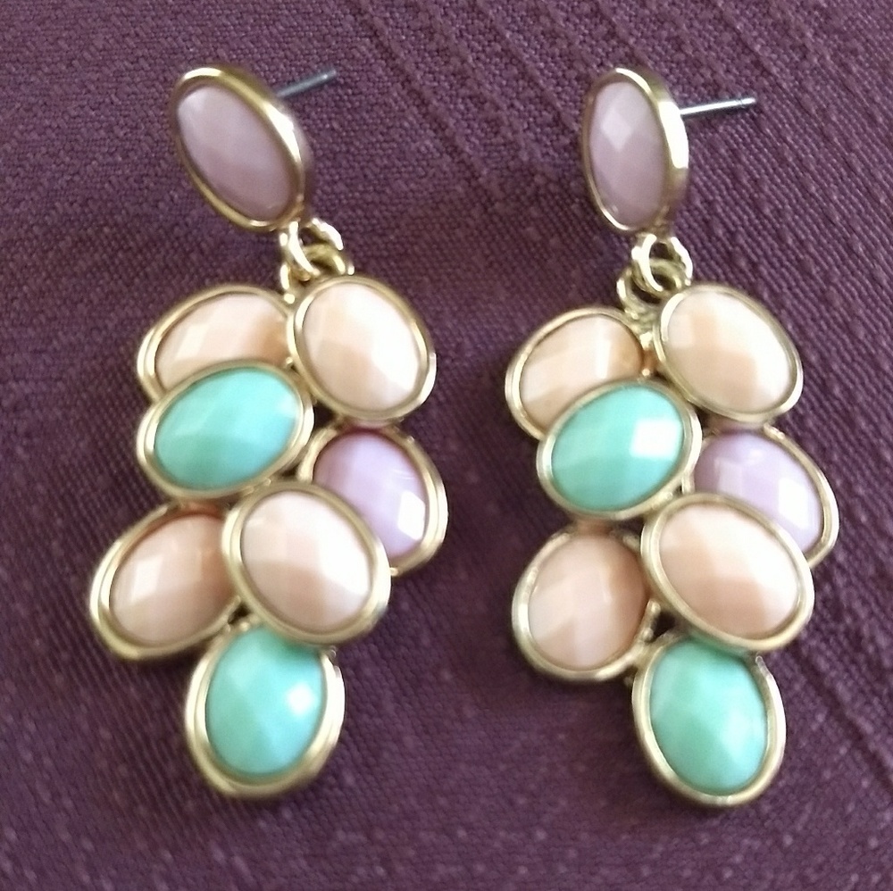 Dangle earrings