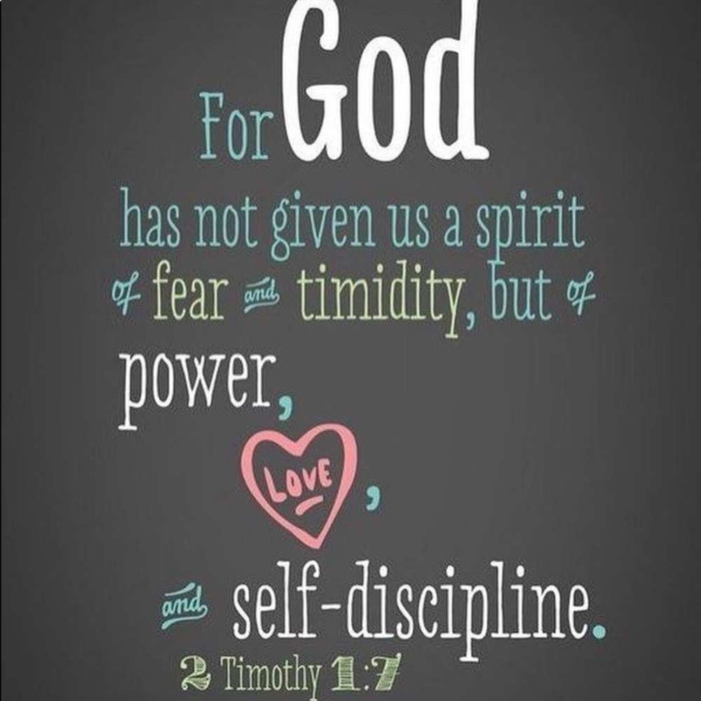 Meet your Posher, Esthela