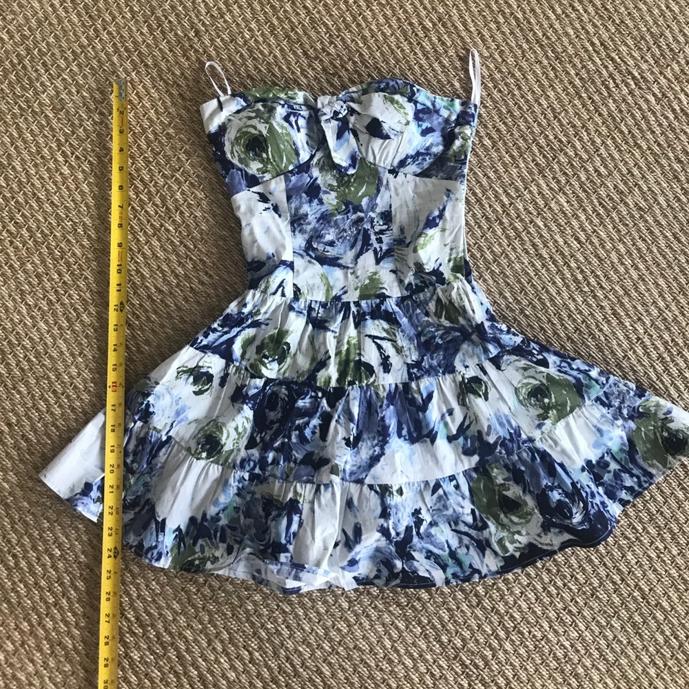 Cotton/spandex fit/flare with back cutout