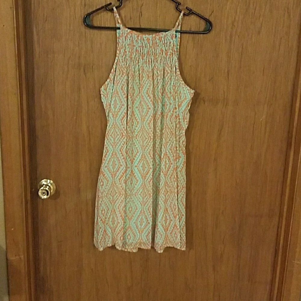 Short dress