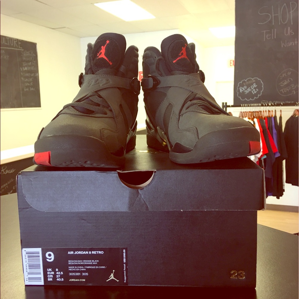 Take flight 8's