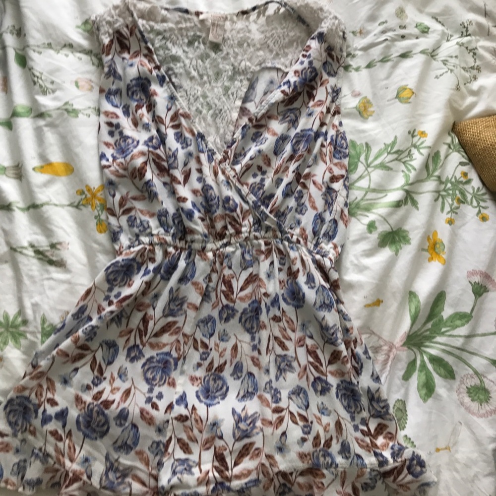 Romper - Picture 2 of 3