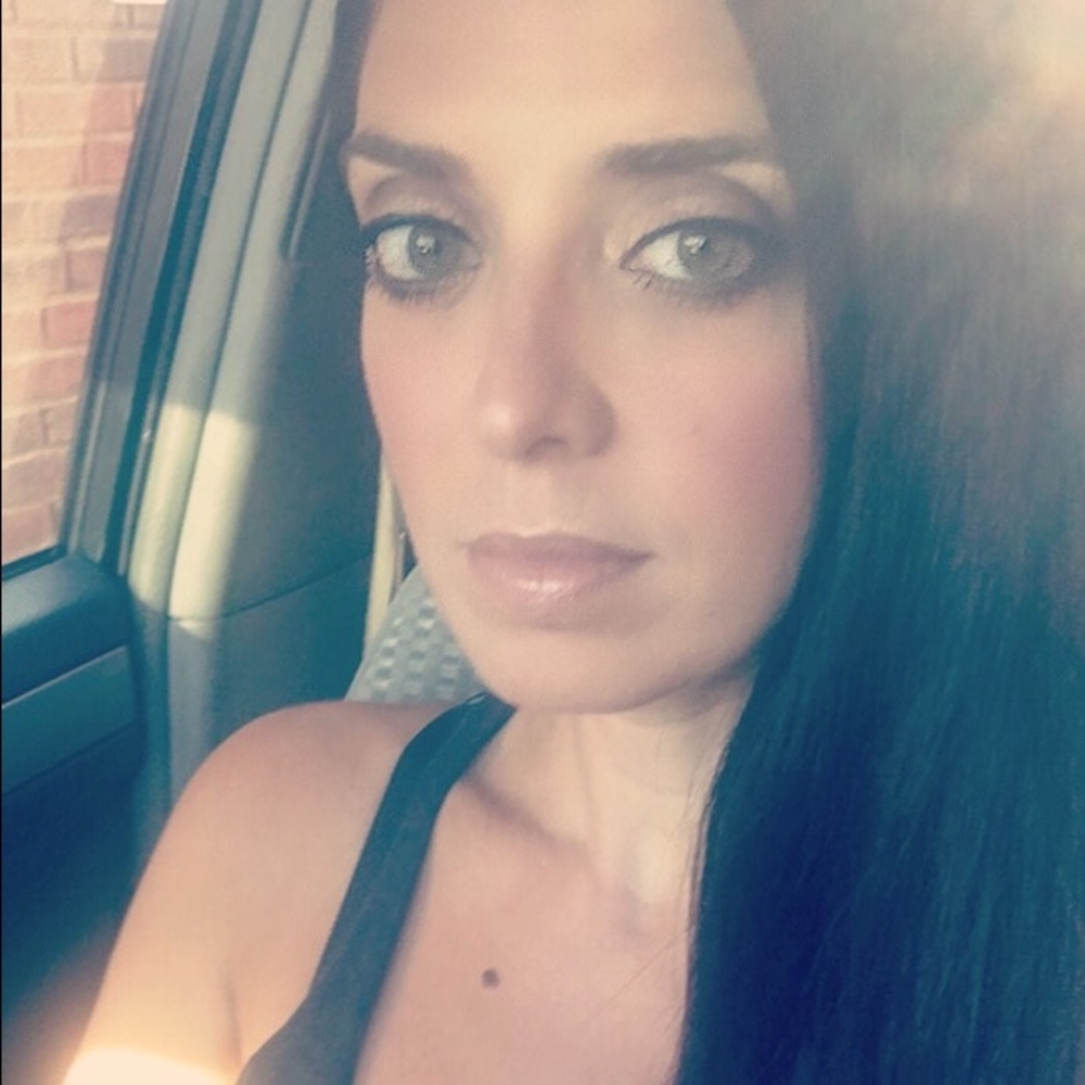 Meet your Posher, Christina