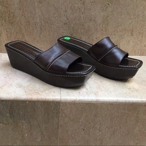 Donald Pliner Summer leather slide