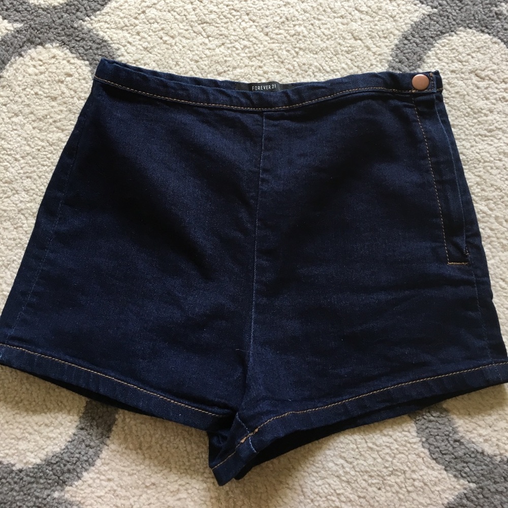 Forever 21 high rise button side shorts 26