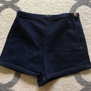 Forever 21 high rise button side shorts 26