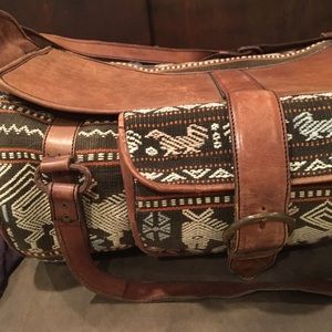 A *vintage* leather & Aztec canvas tote bag.