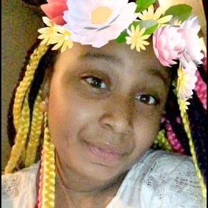 Meet your Posher, Lailah