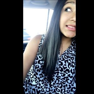 Meet your Posher, Sara