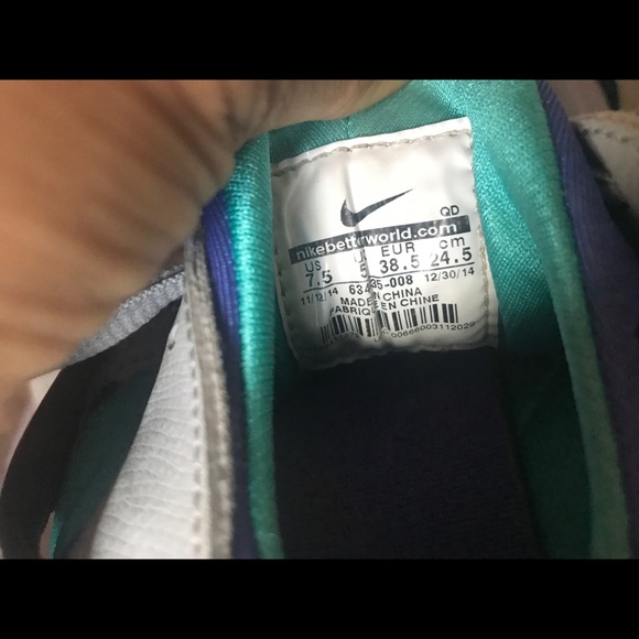 SOLD - Picture 4 of 5