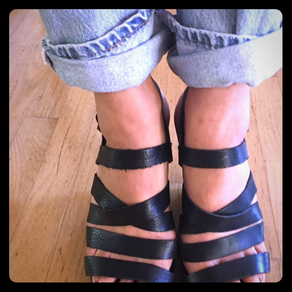 DKNY black leather wedges size 8