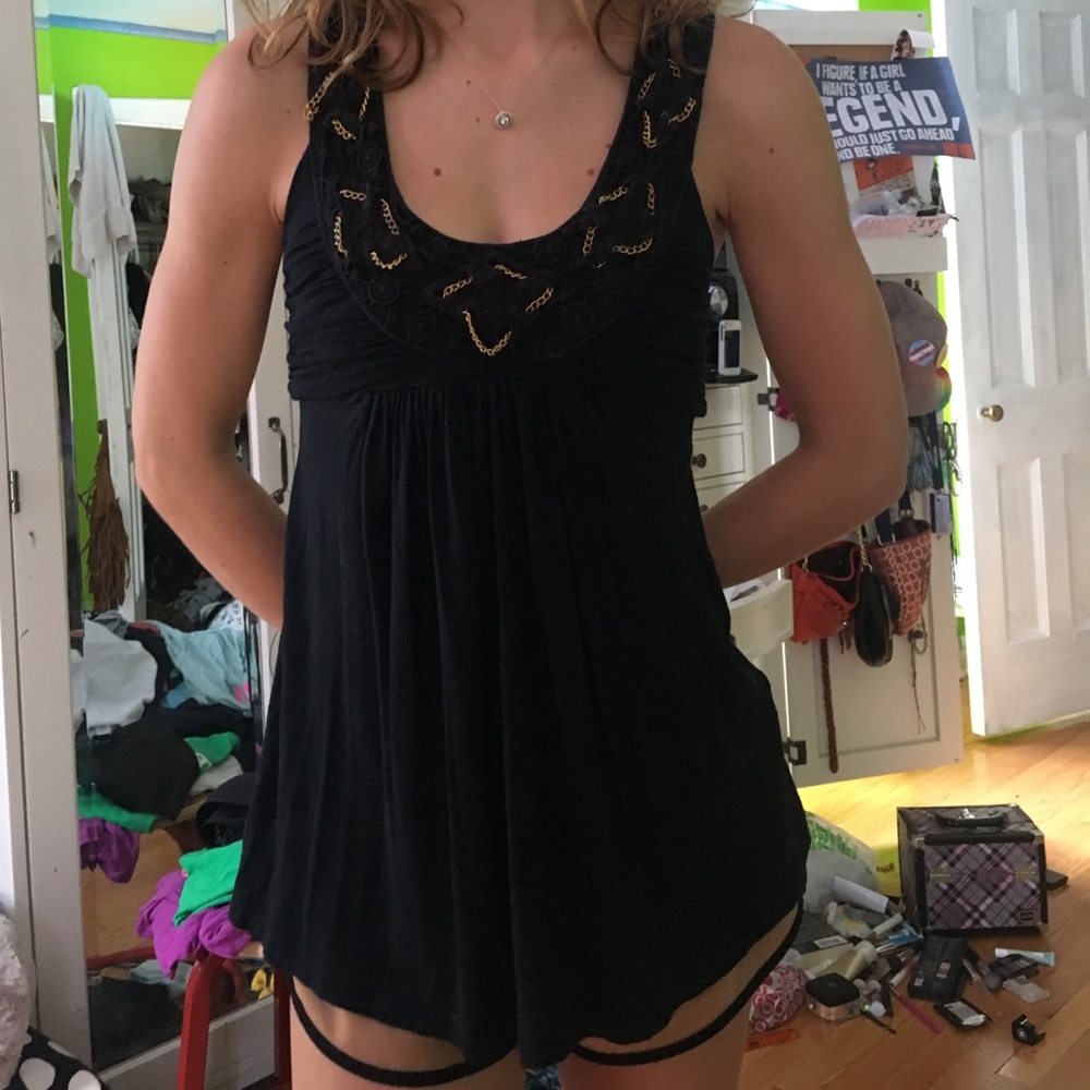 black tank top