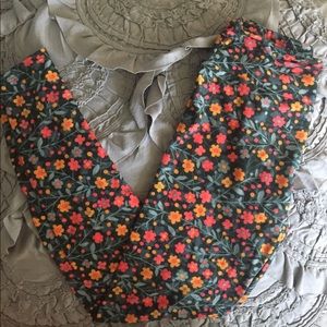 Lularoe leggings floral print ONE SIZE