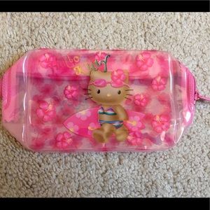 Hello Kitty Surf Style Pouch (Sanrio)