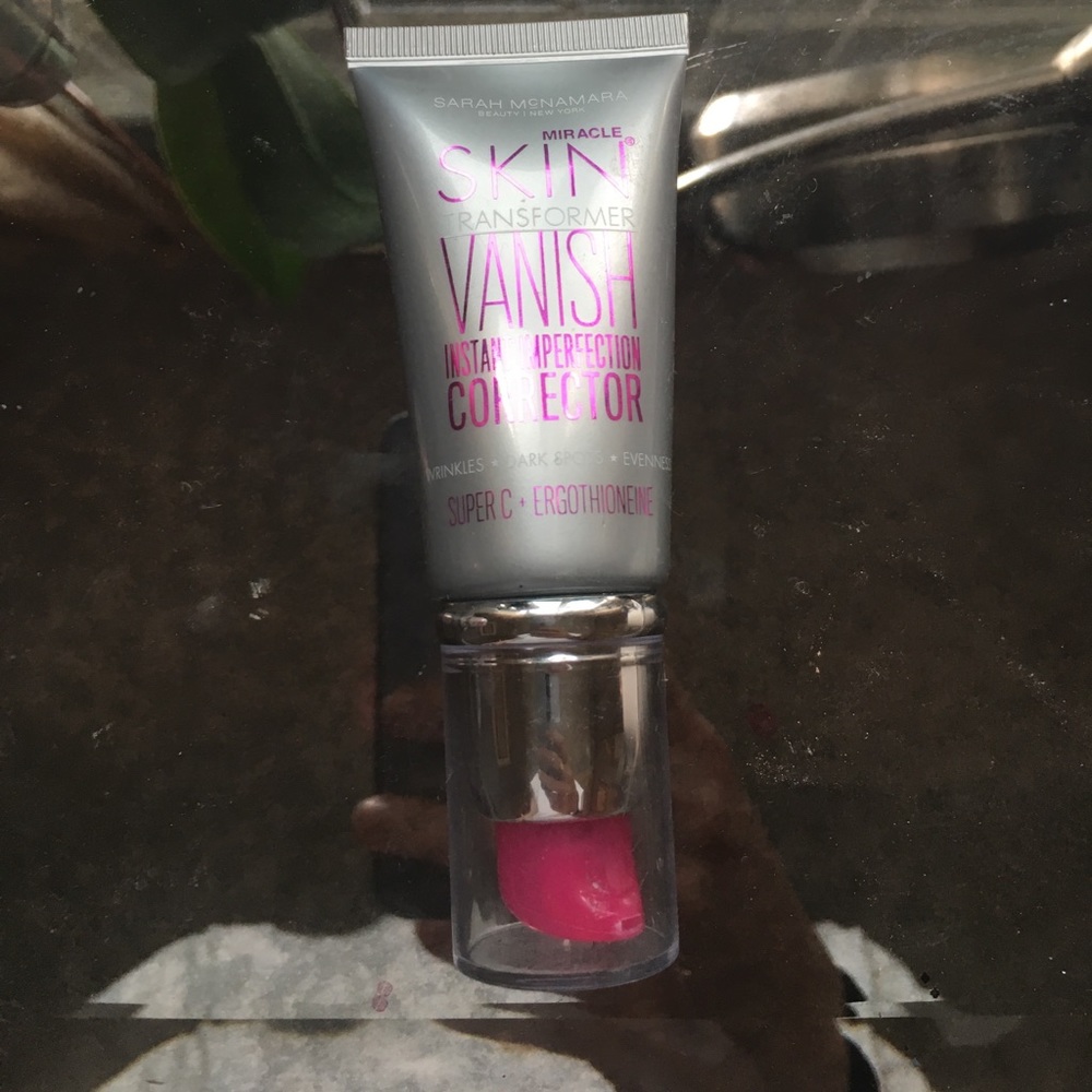 Sarah McNamara Instant Imperfection Corrector