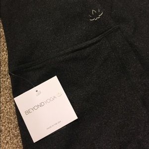Beyond Yoga - Heather Grey Leggings - Women's S