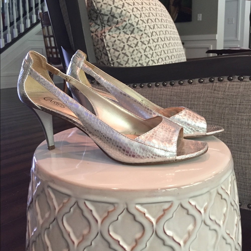 Carlos Santana Metallic Silver Heels