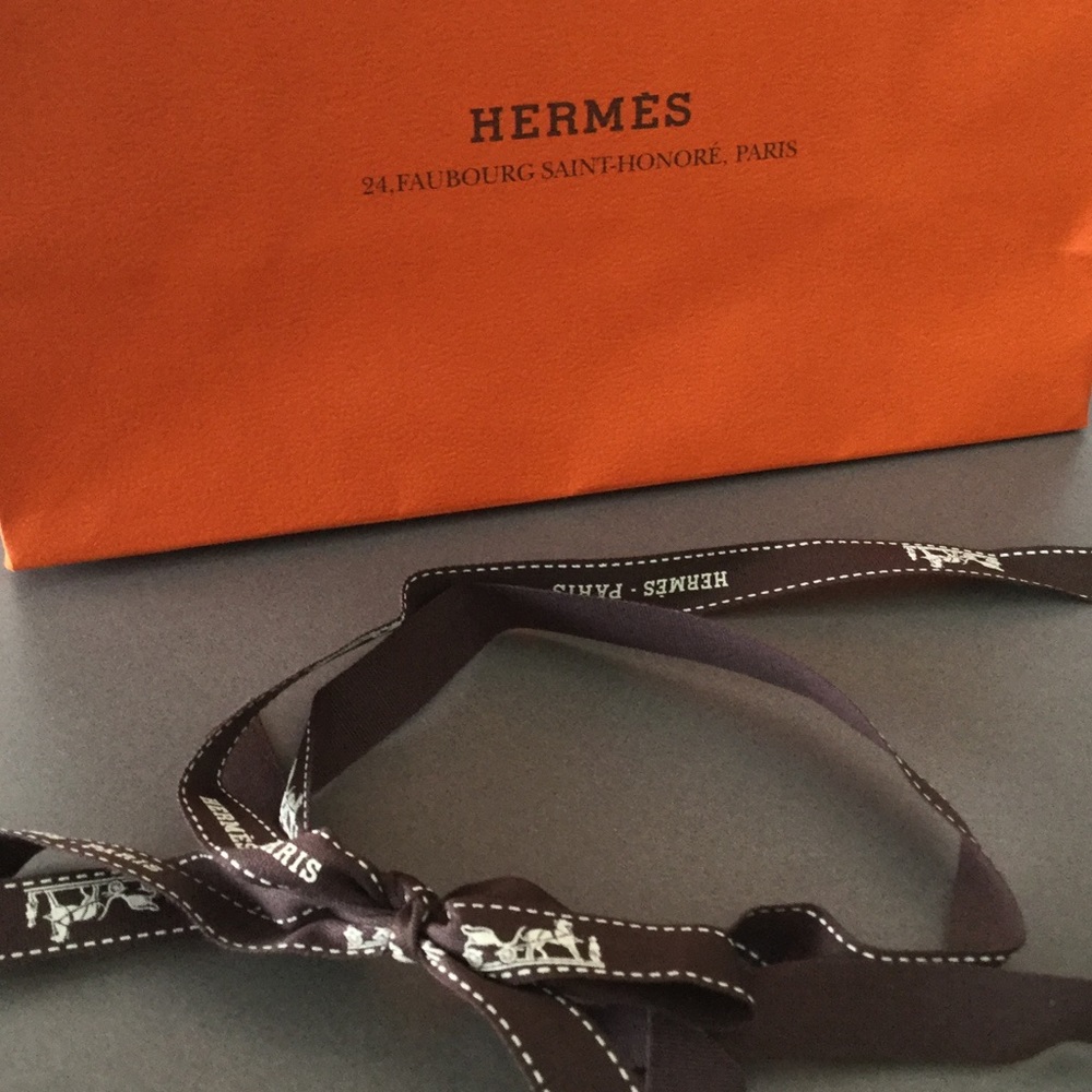 Authentic Hermes Bag & Ribbon! - Picture 2 of 2