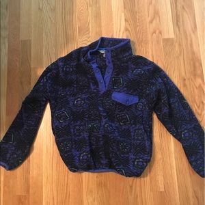 Patagonia-like fleece sweatshirt