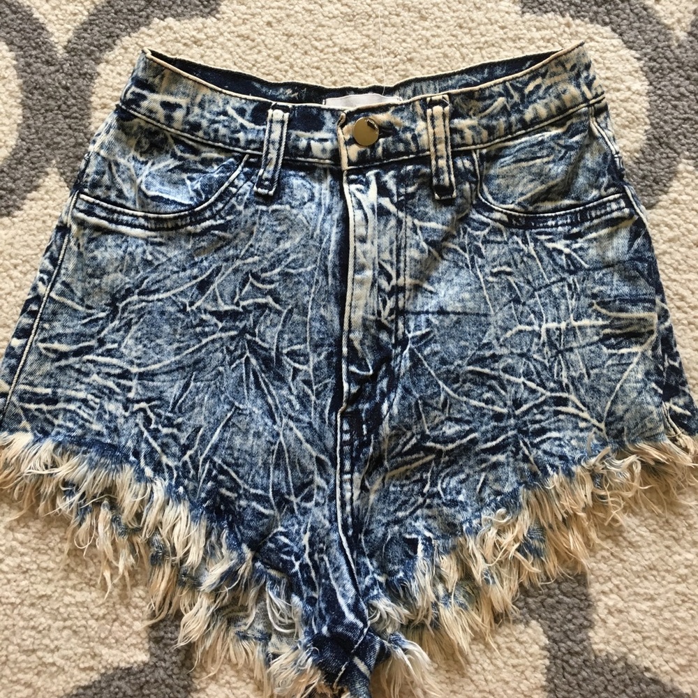 Aphrodite high rise shorts super soft small