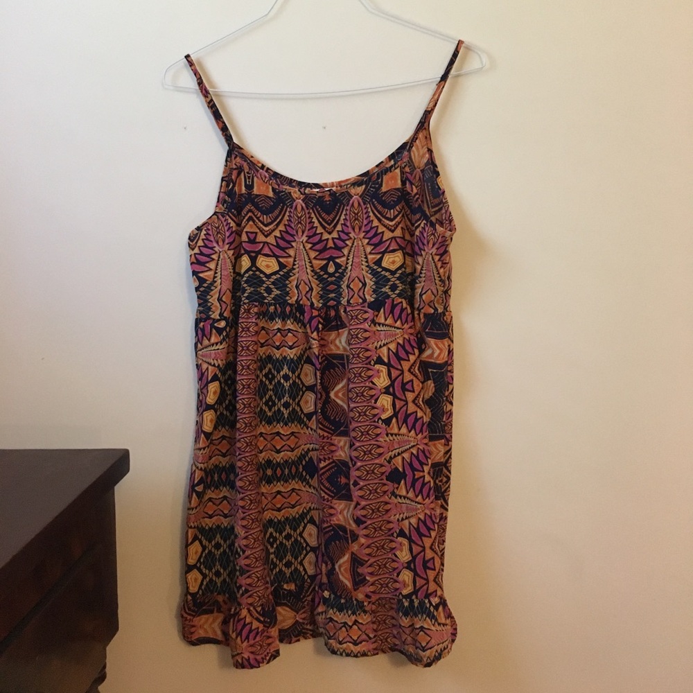 Patterned Dress size M - Picture 2 of 3