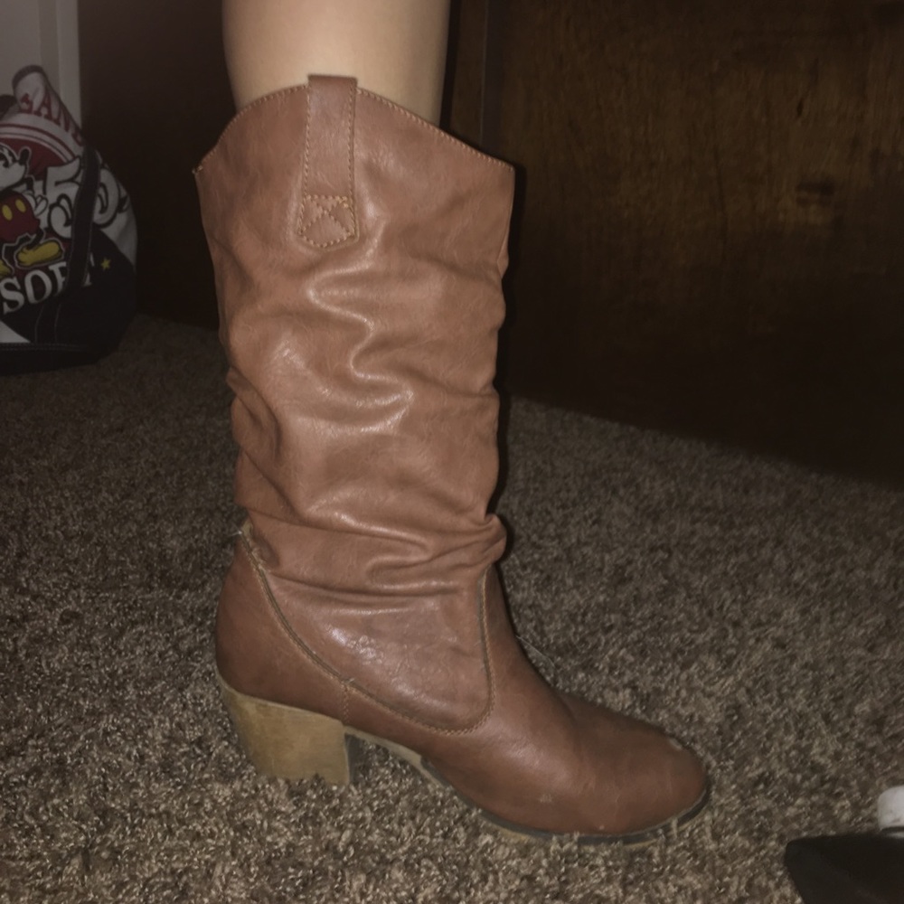 brown fake leather fake cowgirl boots