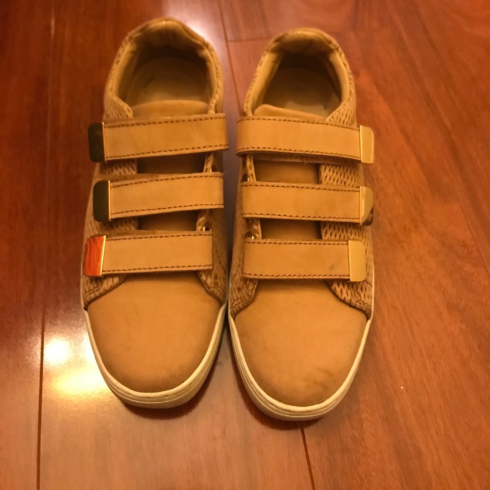 Aldo Tan sneakers