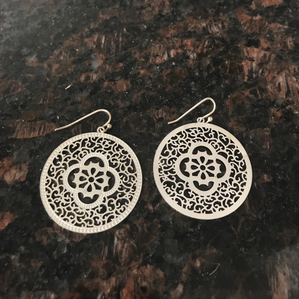 circle celtic earring