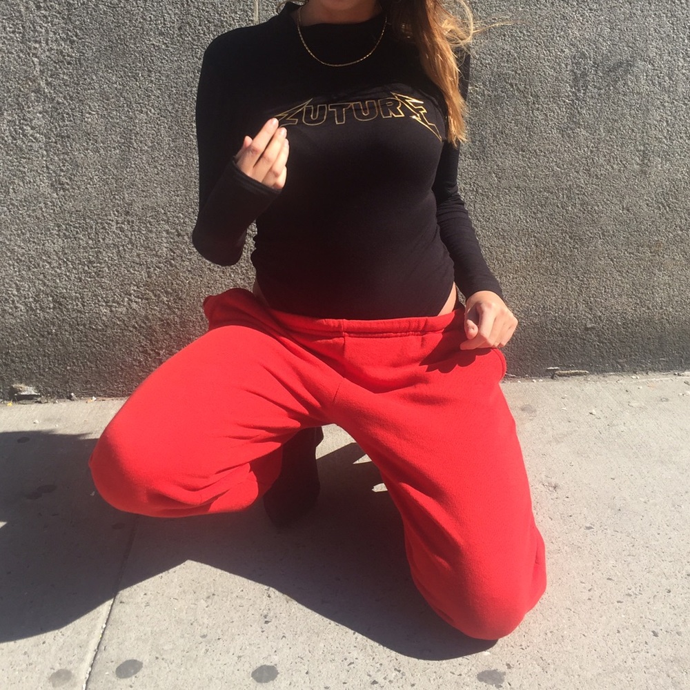 Pretty little thing future graphic bodysuit s 4