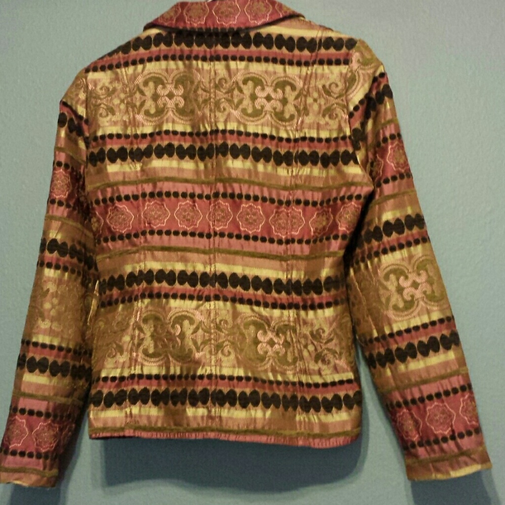 Blazer - Picture 3 of 6