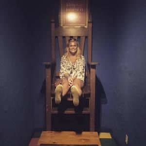 Meet your Posher, Madeline