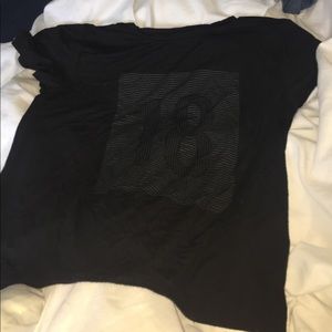 Black "18" A&F shirt