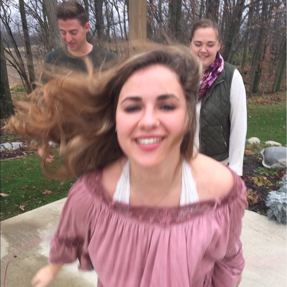 Meet your Posher, Emily