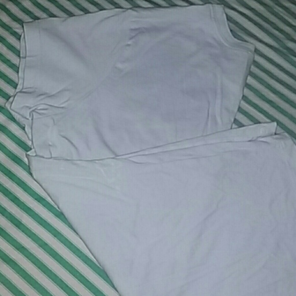 🚫SOLD🚫 Womans Large Graphic Shirt - Picture 3 of 3