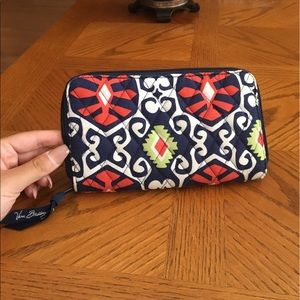 Vera Bradley wallet