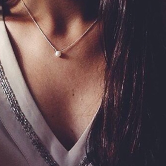 MOH Maid of Honour dainty Pearl necklace - Picture 2 of 2