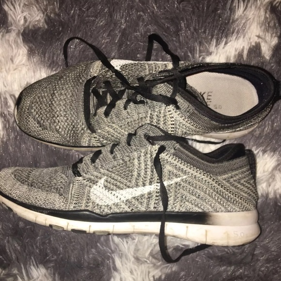 Nike Free TR Flyknit 5.0 - Picture 1 of 4
