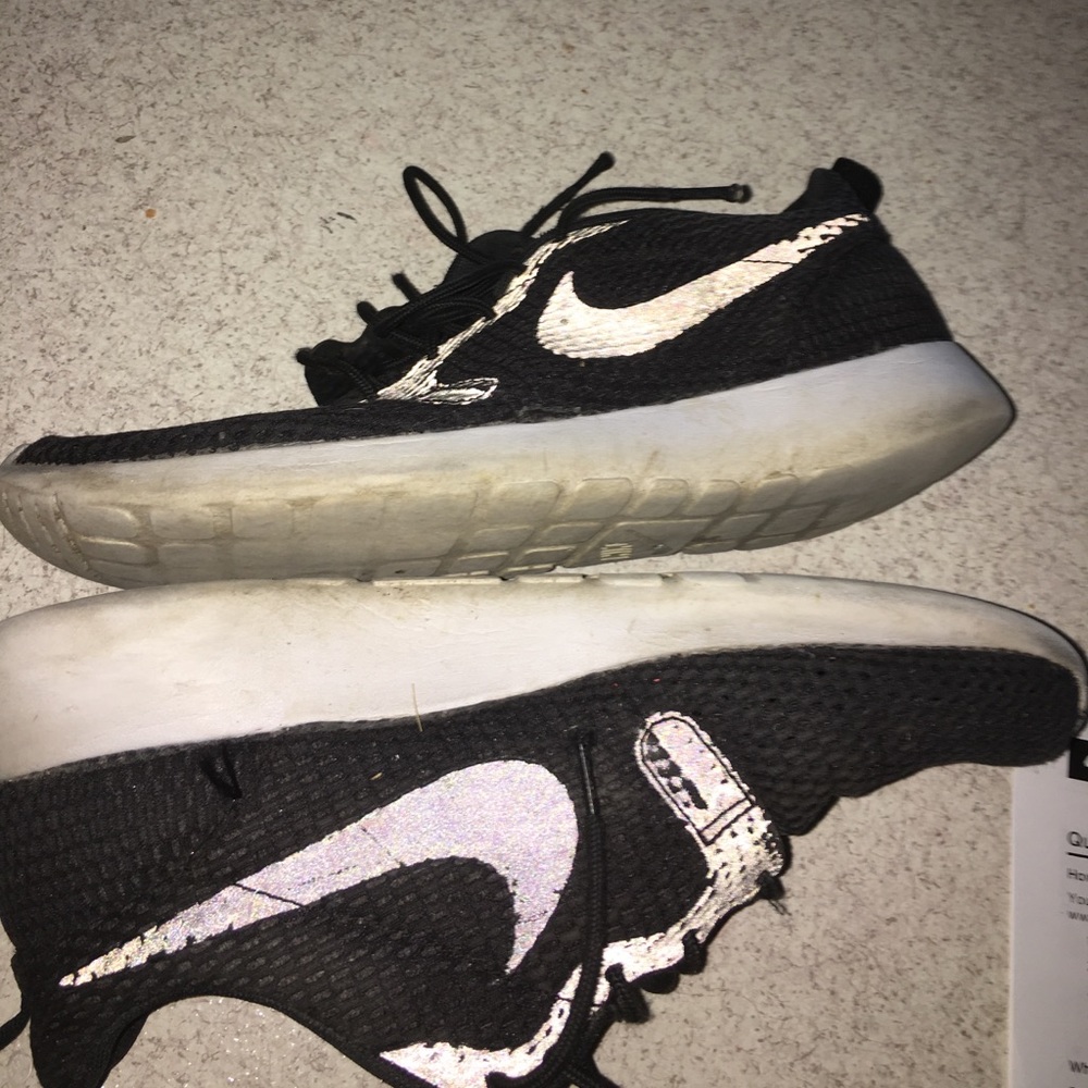Nike roshes 8.5 condition 6/10 PRICE IS FIRM