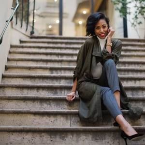 Meet your Posher, Lyrica