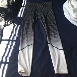 🥀⭕️❌SOLD⭕️❌🥀workout leggings