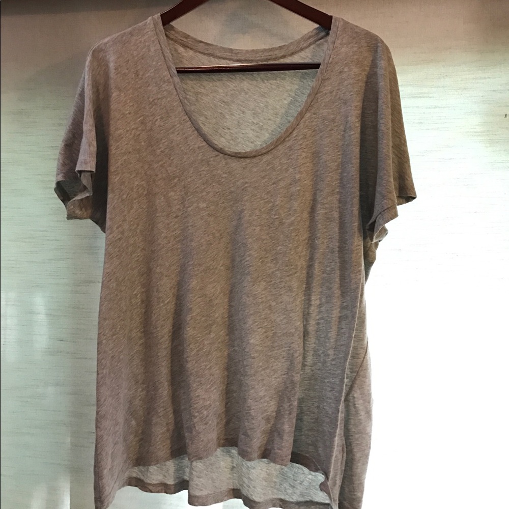Everlane u-neck tee tshirt