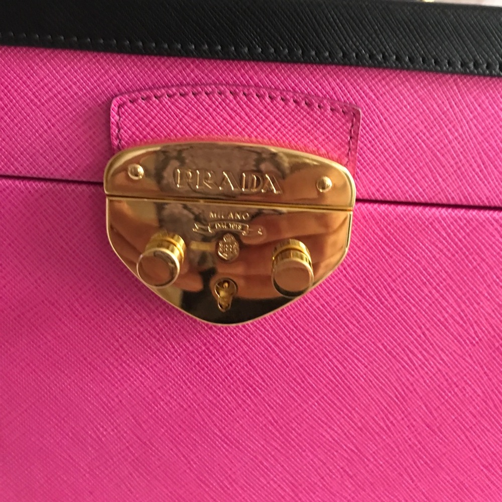 New 100% authentic Prada train Case !