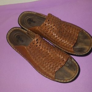 Cobbie Cuddlers leather slides