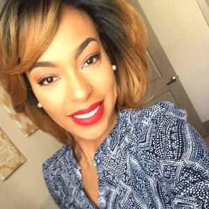 Meet your Posher, Nicole