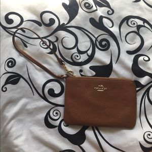 my ex gave me this so i want it gone:-) CoachBrand