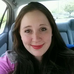 Meet your Posher, Suzanne