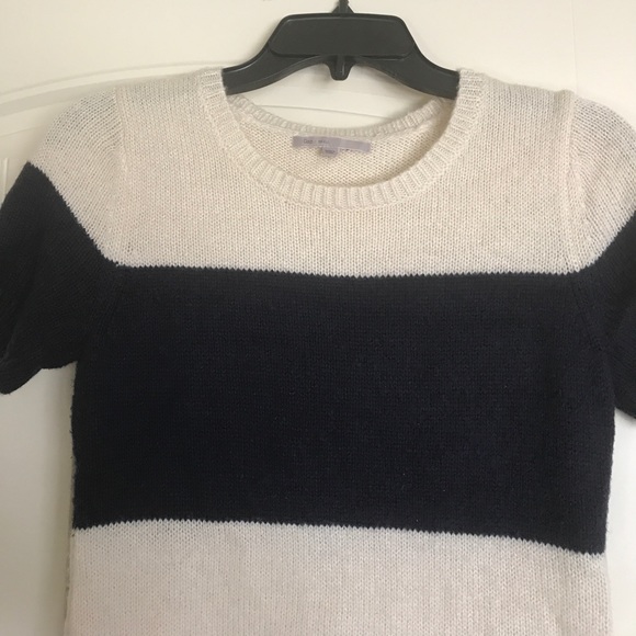 Short sleeve striped sweater - Picture 3 of 3